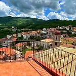 La Casa Dei Panorami Frühstückspension Castelsaraceno