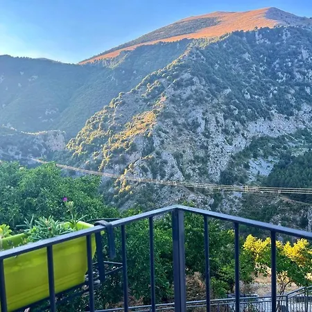 La Casa Dei Panorami Bed and Breakfast Castelsaraceno