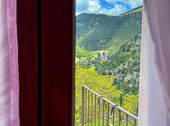 La Casa Dei Panorami 3*