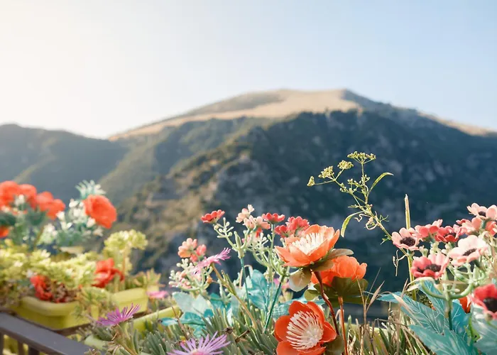 Couette-café La Casa Dei Panorami 3*